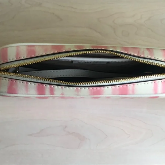 New Michael Kors Shell Pink & White Crossbody Bag w/ Gift - Picture 6 of 13